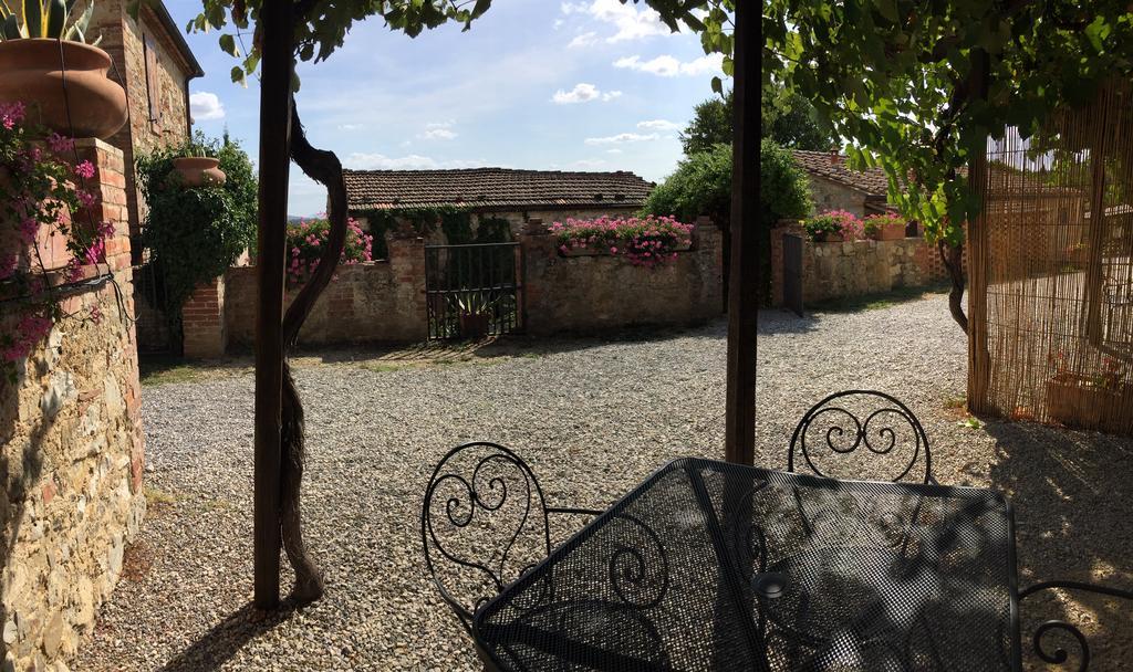Agriturismo Podere Alberese Asciano Dış mekan fotoğraf